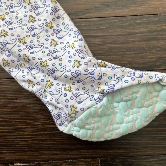 Vineyard Vines Easter Whale Footie Pajamas 18-24 Months - Picture 4 of 7